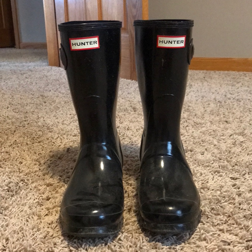Black shiny Hunter boots